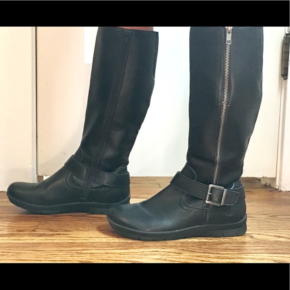 Black boots